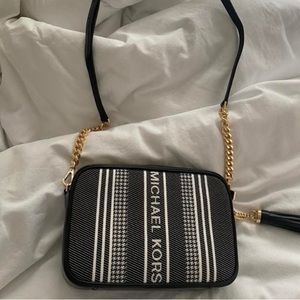 Michael Kors Jacquard Crossbody Purse!